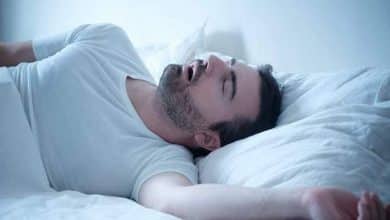 این پنج ماده غذایی خواب راحت را از شما می‌گیرند