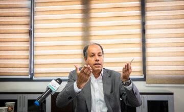 درسی که باید از شیلی بگیریم: رویکرد انقلابی شرط کافی و حتی لازم برای موفقیت در حکمرانی نیست / رئیس جمهور انقلابی شیلی به مسکو پکن دل بست و …