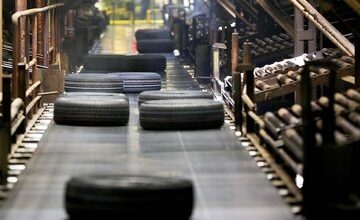 رد پای دلال ها در بازار فروش لاستیک / کاهش ۱ میلیون حلقه ای تولید تایر در کشور