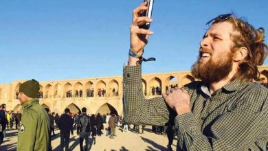 سیم‌کارت بدون فیلتر برای گردشگران؛ من در کشور خود شهروند درجه دو هستم  