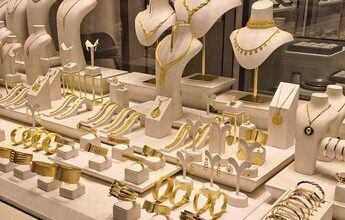 مقایسه سودآوری خرید سکه و طلا / اجرت خرید یک گرم طلا چقدر است؟