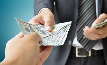 پیش بینی خوش برای دور نمای دلار/ عقب‌نشینی رخ می‌دهد؟