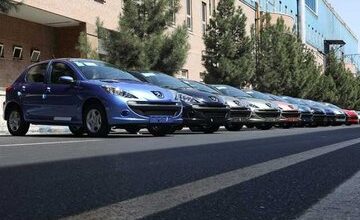 روزنامه دولت علیه خودروسازان دولتی: سایپا و ایران خودرو ماشین احتکار می کنند،تولید را هم کاهش داده اند