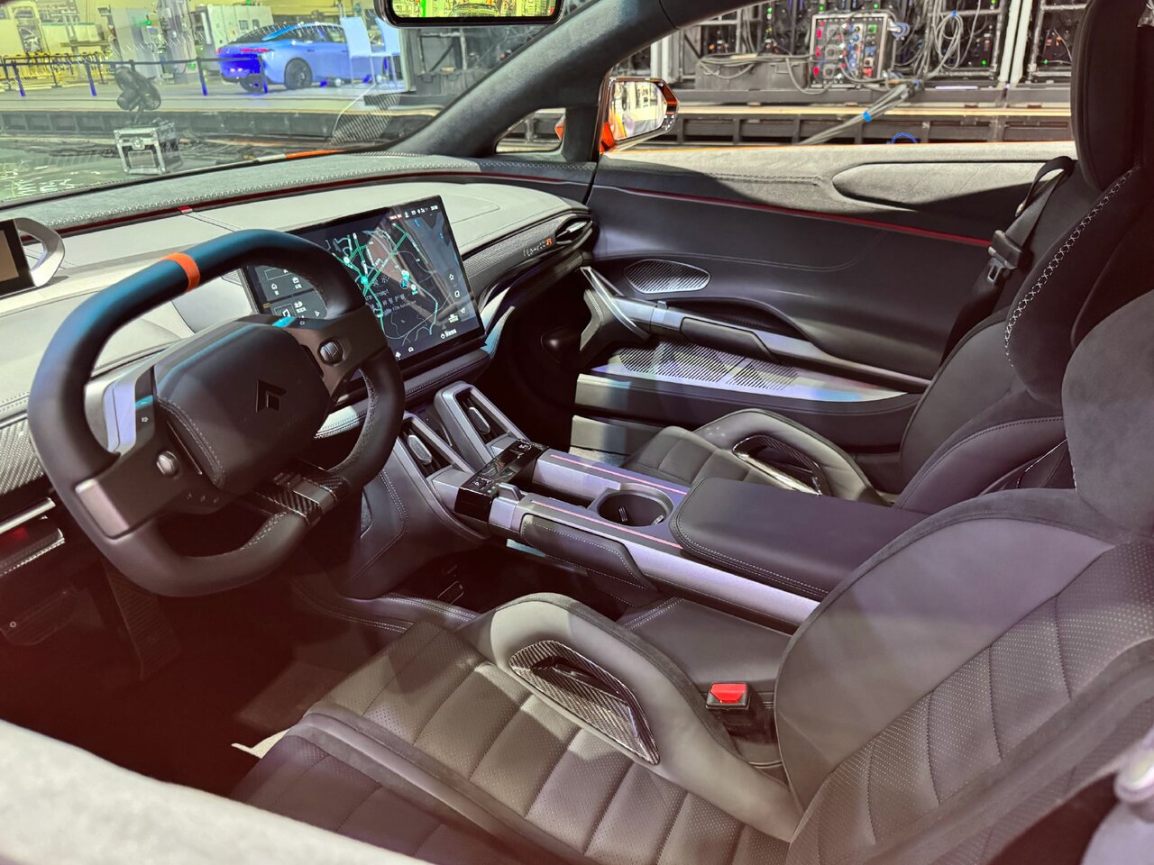 شتاب برق‌آسای سوپراسپرت چینی/ از ۰ تا ۱۰۰ در کمتر از ۲ ثانیه/عکس