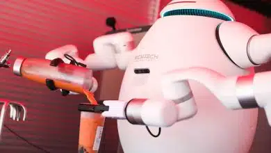 این ربات باریستا قهوه درست میکند! + تصاویر