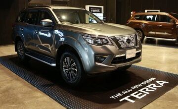 شترگاوپلنگ به بازار خودروی ایران رسید / نیسان ترا ۲.۹ میلیارد تومان