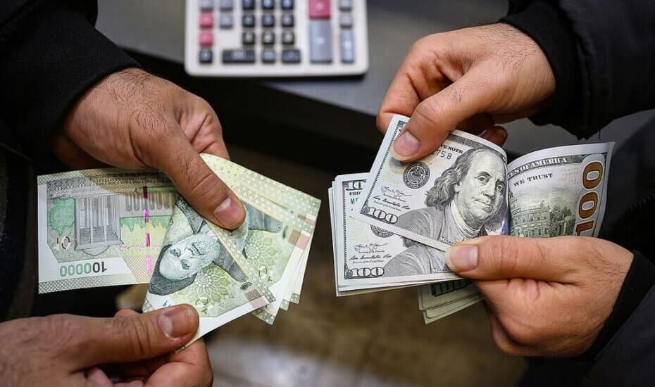 پیشبینی قیمت دلار/ بازار دوباره صعودی خواهد شد؟
