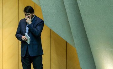 کشمکش بر سر سه هزار میلیارد تومان / دولت برنده است یا مجلس؟