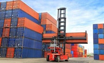 میزان صادرات نفت اعلام شد/ تراز تجاری ایران در این وضعیت است