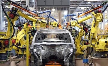 افزایش زیان ۳خودروساز بزرگ کشور/ دلیل این اتفاق چیست؟