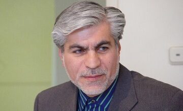 عادلی رئیس پیشین بانک مرکزی: از خود بپرسید چرا بعد از رئیس جمهورشدن پزشکیان، نرخ ارز کاهش یافت