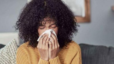 عوارض جانبی فین‌ کردن شدید؛ از تشدید علائم سرماخوردگی تا خون‌دماغ شدن