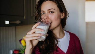 شیر بیشتر از آب کم‌آبی بدن را جبران می‌کند