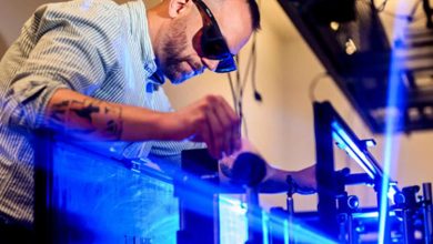 جهش انقلابی در صنعت تراشه‌ها: کنترل مواد با نور برای افزایش سرعت پردازش