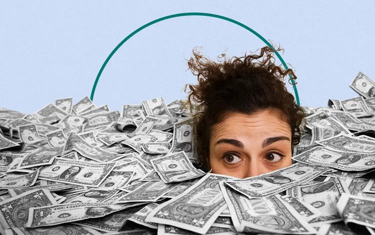 چرا استرس ما را به ریسکهای مالی بیشتر وادار میکند؟ رازهای تصمیمگیری زیر فشار