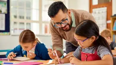 بهترین ابزارهای رایگان هوش مصنوعی برای دانش‌آموزان در سال تحصیلی جدید