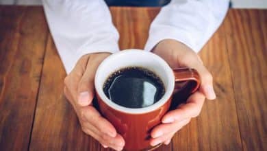 واکنش بدن به نوشیدن قهوه با معده خالی چیست؟