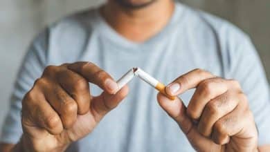 ترک سیگار، شانس زنده‌ماندن بیماران سرطانی را دو برابر می‌کند