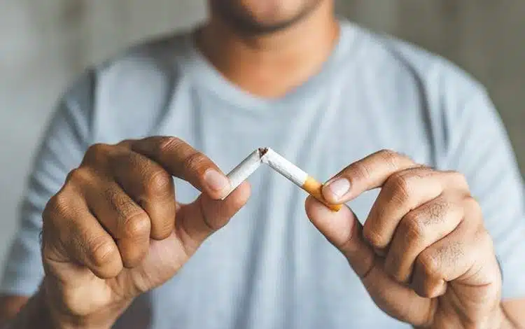 ترک سیگار، شانس زندهماندن بیماران سرطانی را دو برابر میکند