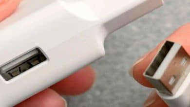 پورت USB سفید چیست؟ از سرعت و کاربرد تا تفاوت با دیگر رنگ‌ها