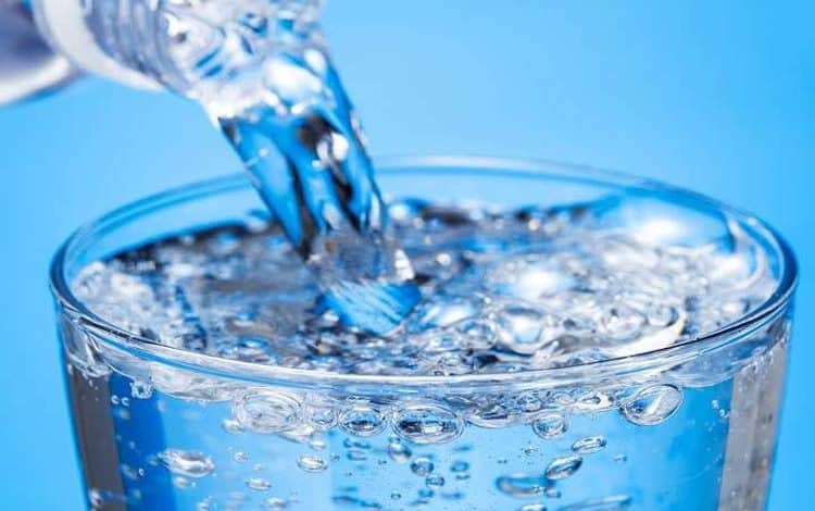 کاهش استرس با نوشیدن آب بیشتر ممکن است؟
