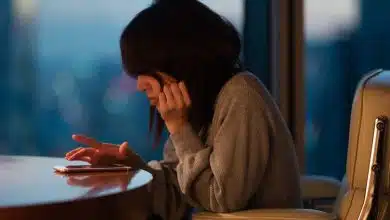 آیا مغز شما در حال فسیل شدن است؟ نشانه‌ها و خطرات تماشای ویدئوهای کوتاه