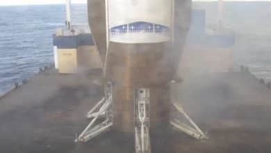 بلو اوریجین در دومین تلاش، موشک نیو گلن را با موفقیت فرود آورد