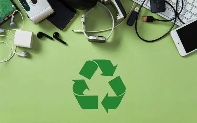 تبدیل گوشی قدیمی به ابزار کاربردی: از هد آپ تا کنسول بازی