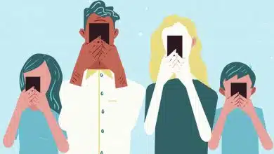 تفاوت رفتار زنان و مردان با موبایل: تحلیل علمی الگوهای مصرف دیجیتال