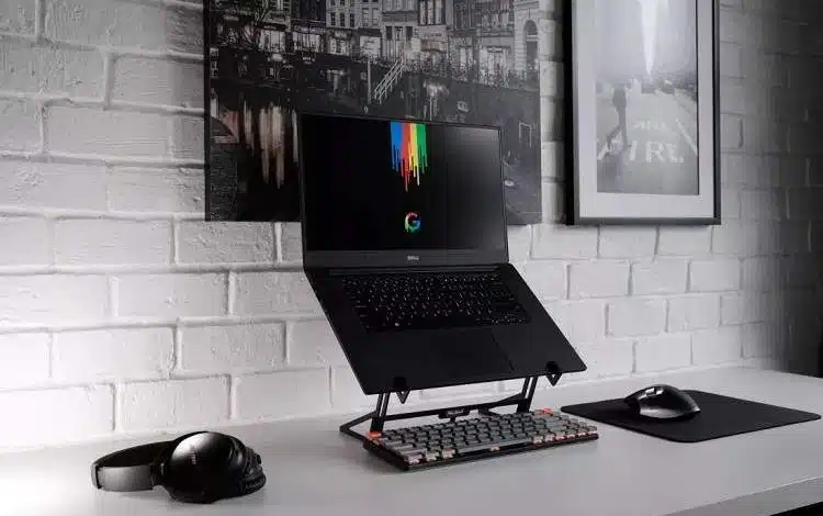 نرخ ریفرش ۱ هرتزی و فناوری SmartPower HDR؛ راز باتری بادوام لپ‌تاپ‌های آینده