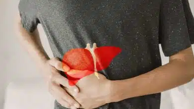 ویتامین E و کبد: نقش یک آنتی اکسیدان ضروری در پیشگیری از کبد چرب