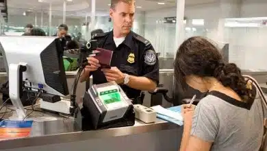 آمریکا بررسی پنج سال سابقه شبکه‌های اجتماعی مسافران خارجی را الزامی می‌کند