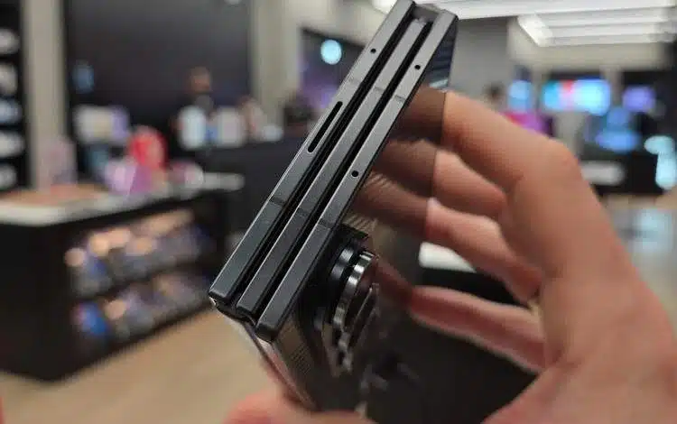 بررسی Galaxy Z TriFold؛ نوآوری سختافزاری با چالش نرمافزاری