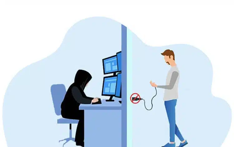 جوسجکینگ» (Juice Jacking) چیست؟ تهدید جدی شارژرهای عمومی برای تلفنهای همراه