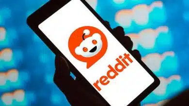 ردیت آزمایش نمایه‌های تاییدشده برای شخصیت‌های عمومی را آغاز کرد