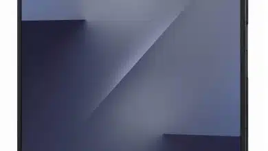 سامسونگ با دو لولا، اپل با طراحی بدون چین؛ کدام برنده است؟