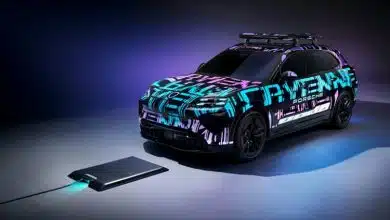 شارژ بیسیم خودروهای برقی چگونه عمل میکند؟