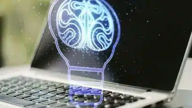 شکاف گسترده استفاده از هوش مصنوعی بین مشاغل دانش‌محور و عملیاتی