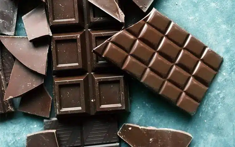 شکلات تلخ روند پیری را کند میکند