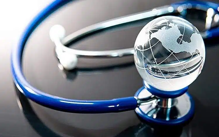 پاسخ WHO به نابرابری سلامت: آموزش، حکمرانی و فناوریهای انسانمحور