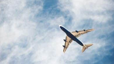 چرا پس از بلندشدن هواپیما احساس سقوط میکنیم؟ (دلیل علمی)