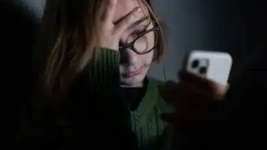 طرح هشدارهای سلامت روان در شبکه‌های اجتماعی نیویورک: گامی به سوی شفافیت بیشتر