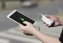 اشتباهات رایج در شارژ گوشی که عمر باتری را کاهش می‌دهد