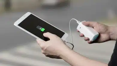 اشتباهات رایج در شارژ گوشی که عمر باتری را کاهش می‌دهد