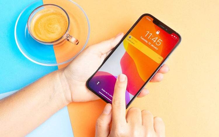 هشدارهای امنیتی روی صفحه قفل آیفون ظاهر میشوند