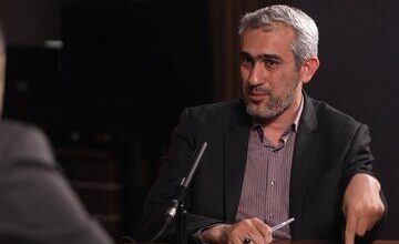 وزیر اقتصاد: پزشکیان اصلاحات اقتصادی را با شجاعت و اجماعسازی پیش میبرد/ اصلاح بانکها و مؤسسات مالی در دستور کار دولت