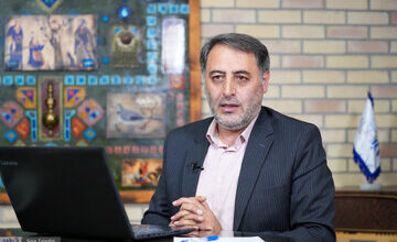 «بیماری نفتی ایرانی» بهزودی در جهان تدریس خواهد شد / ایران اسیر «سیاهچاله اقتصادی» شده / افزایش قیمت انرژی نتیجه معکوس دارد