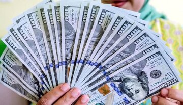 قیمت دلار و انواع ارزها امروز ۱۷ شهریور ۱۴۰۵/ دلار ۱۳۰۰ تومان گران شد + جدول