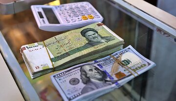 قیمت دلار، یورو و انواع ارزها امروز ۲۴ شهریور ۱۴۰۵/ دلار به کانال ۲۳۲ هزار تومان رسید + جدول