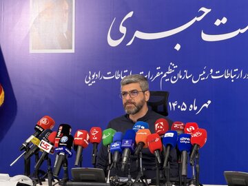  افزایش تعرفه اینترنت جمعبندی نهایی نشده/ فتاحی: هم شرایط اقتصادی و معیشتی مردم را در نظر میگیریم هم ضرورت سرمایهگذاری و توسعه شبکه